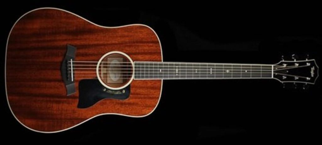 Taylor Guitar 520e